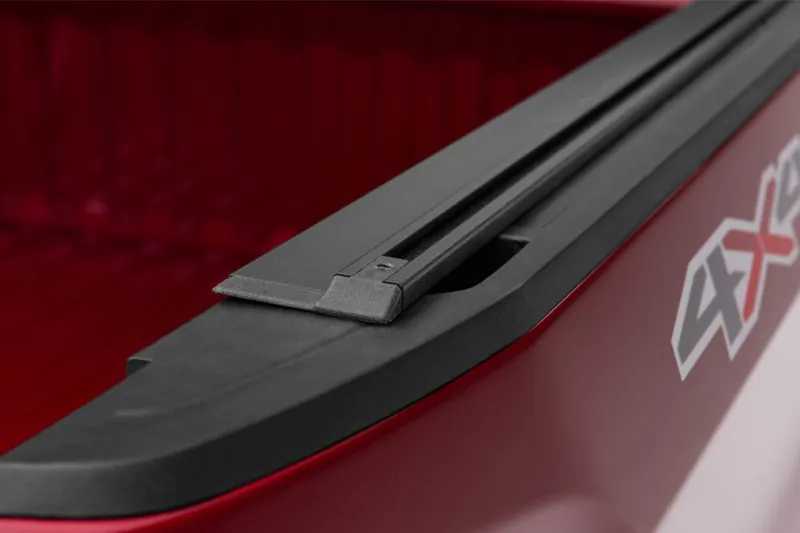 TruXedo Elevate TS Tonneau-Compatible 5.5ft Bed T-Slot Bed Rails | 1118358