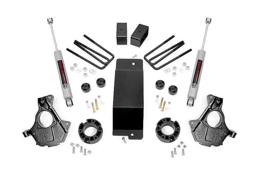 2014-2018 GM Rough Country 3.5 Inch Knuckle Box Suspension Lift Kit - 12130